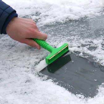 Eiskratzer mit Messingblatt